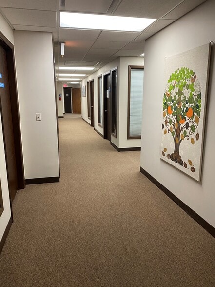 More Photos Of 800 W Central Rd, Mount Prospect Unknown For Lease