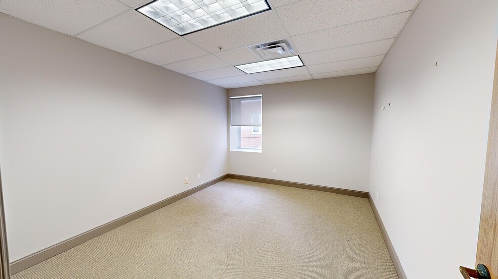 More Photos Of 11 South St, Glens Falls Office For Lease
