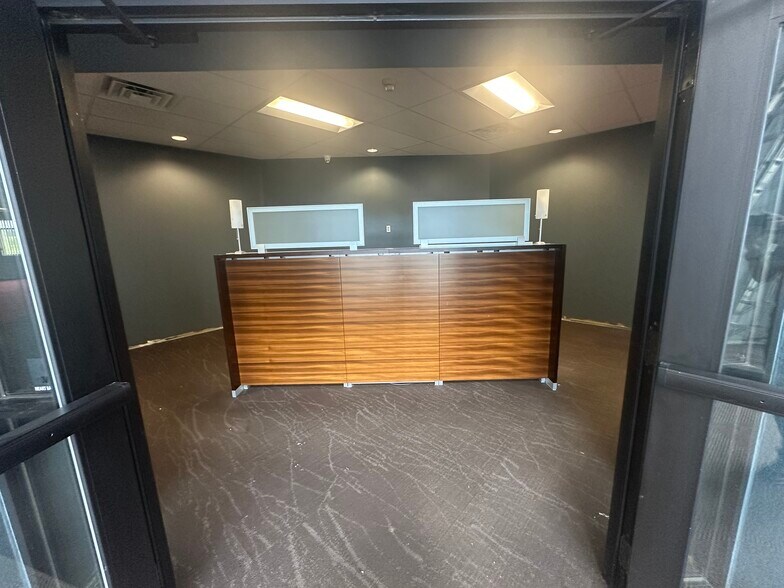 More Photos Of 4725 Twin Rivers Rd, North Platte Office For Lease