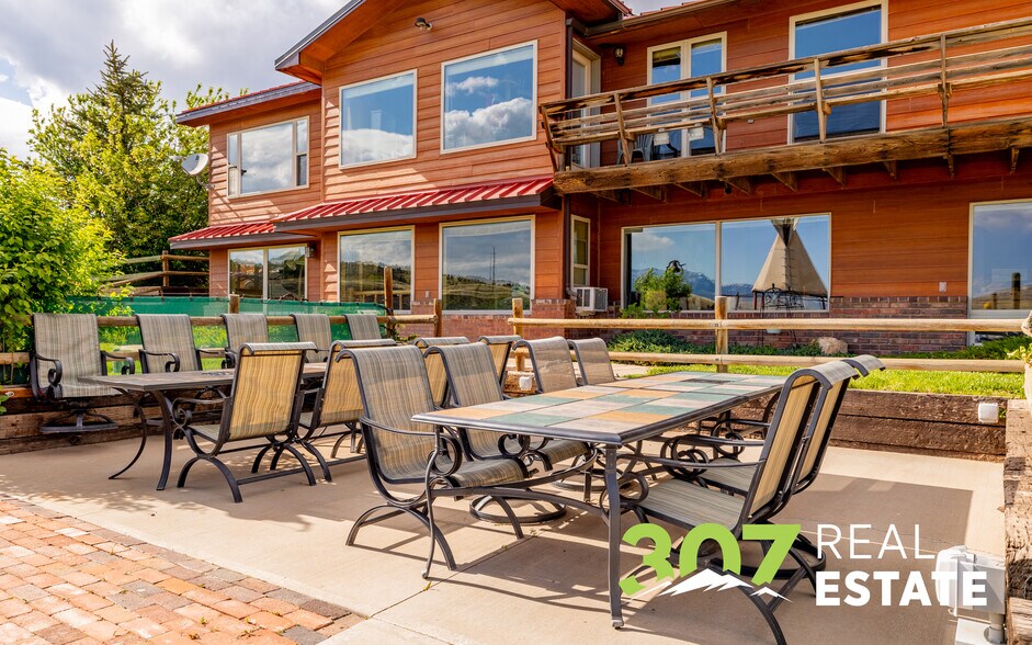 More Photos Of 30 Nielson Trl, Cody Hospitality For Sale
