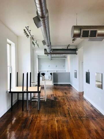 More Photos Of 3913-3915 Eastern Ave, Cincinnati Storefront Retail Office For Lease