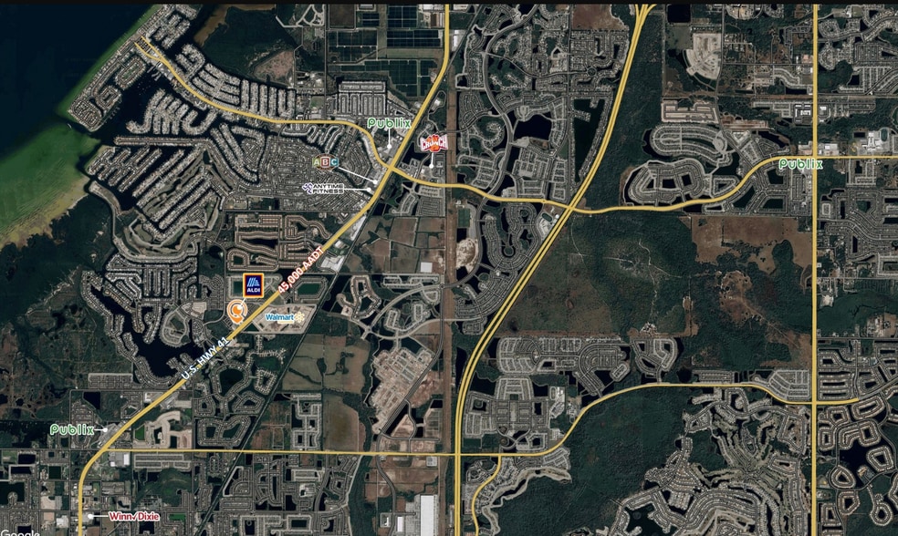 More Photos Of 2527 Harbor Village Lane, Apollo Beach General Retail For Lease