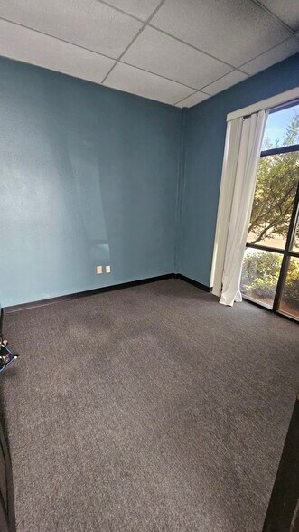 More Photos Of 4415-4433 Tx-322-loop, Abilene Unknown For Lease