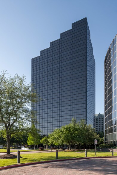 More Photos Of 16945 Northchase Dr, Houston Office For Lease