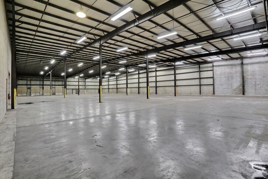 More Photos Of 1507-1775 Industrial Blvd, Jacksonville Unknown For Lease