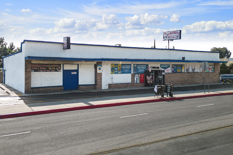 Primary Photo Of 13800 Los Angeles, Baldwin Park General Retail For Sale