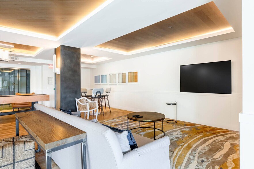 More Photos Of 11830 Sunrise Valley Dr, Reston Apartments For Lease