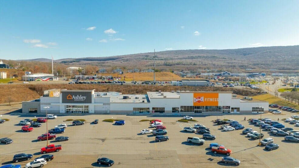 Primary Photo Of 101 Wyoming Valley Mall, Wilkes Barre Storefront For Sale