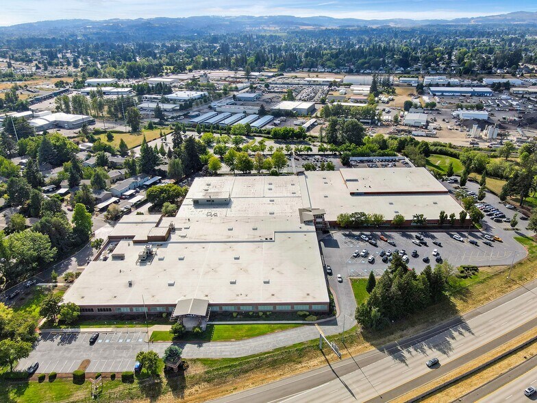 More Photos Of 4600 25th Ave NE, Salem Office For Lease