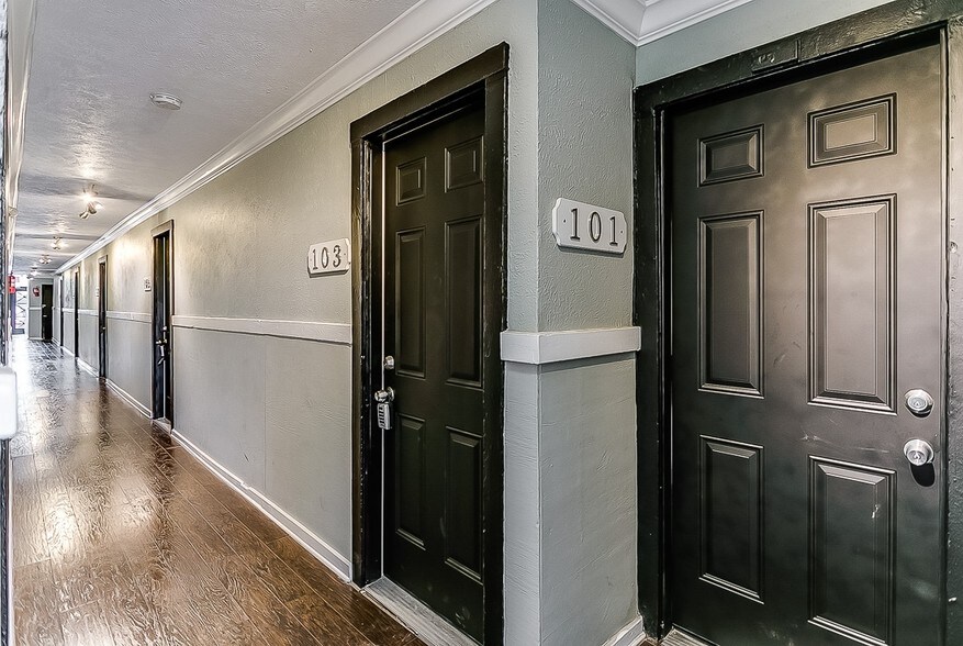 More Photos Of 1516 Annex Ave, Dallas Apartments For Sale