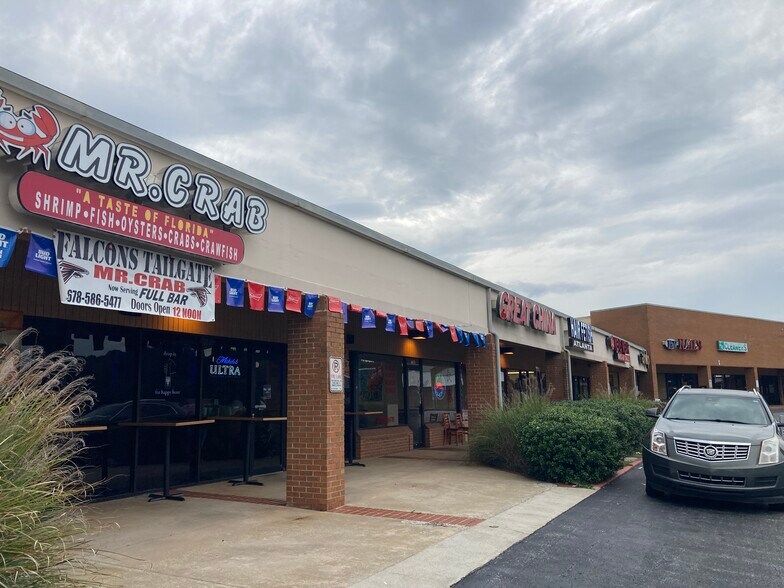 More Photos Of 7520-7587 Highway 85, Riverdale General Retail For Lease