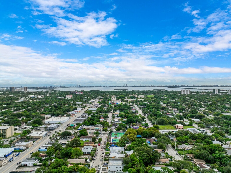 More Photos Of 530 NW 54th St, Miami Office For Lease