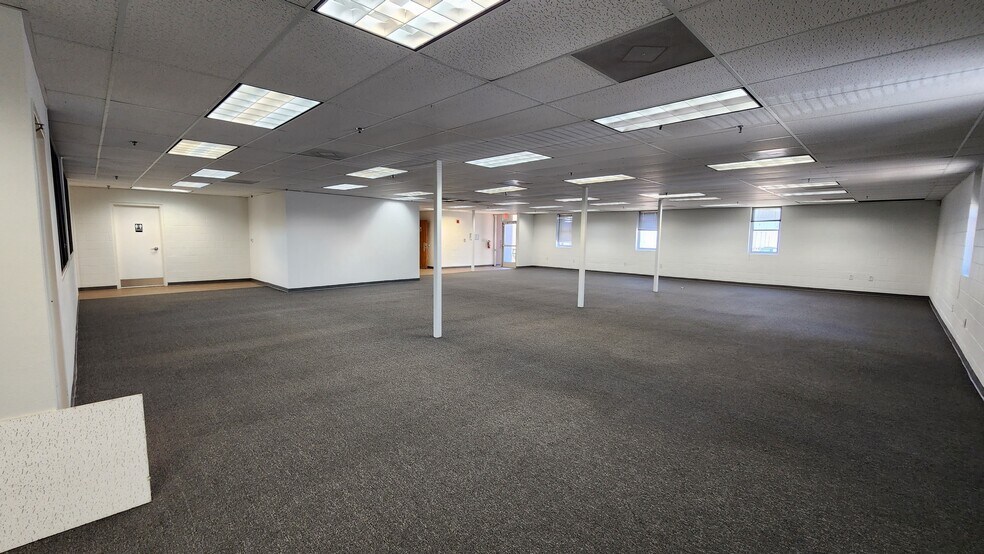 More Photos Of 3600 Formosa Ave, McAllen Distribution For Lease