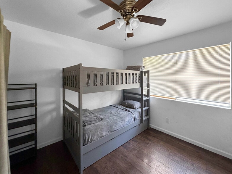More Photos Of 204 Sunset Blvd, Hayward Apartments For Sale