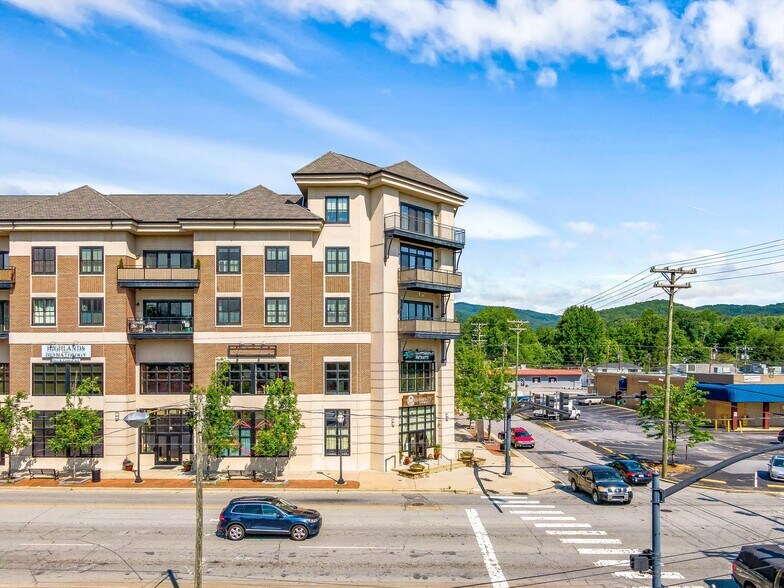29 W French Broad St, Brevard, NC 28712 Apartments For Sale