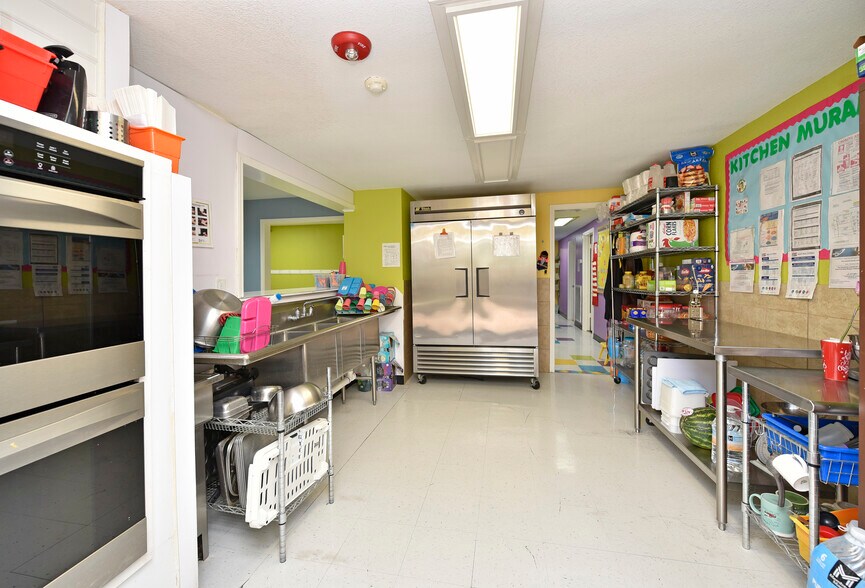 More Photos Of 1220 Mulcahy St, Rosenberg Religious Facility For Sale