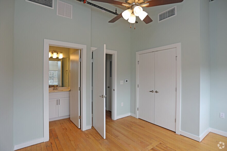 More Photos Of 116 E Main St, Haw River Apartments For Lease