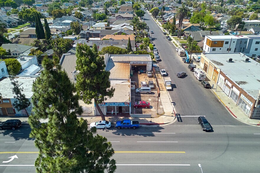 More Photos Of 1484 W Martin Luther King Jr Blvd, Los Angeles Auto Repair For Sale