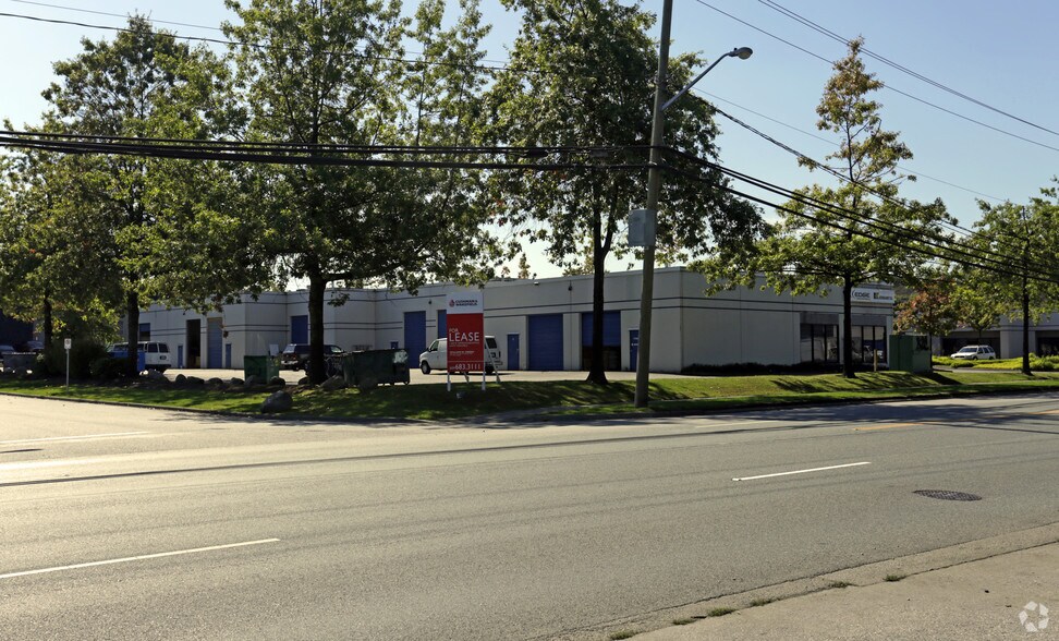 More Photos Of 18812 96th Ave, Surrey Warehouse For Lease