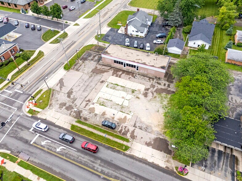 More Photos Of 324 N Main St, New Carlisle Restaurant For Sale