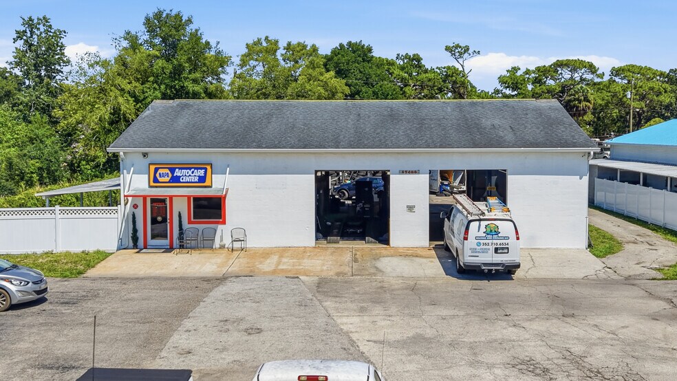 Primary Photo Of 17426 US Highway 19, Hudson Service For Sale