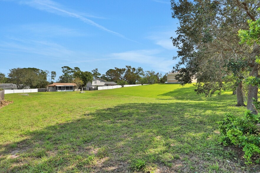 More Photos Of 1495 Herbert St, Port Orange Religious Facility For Sale