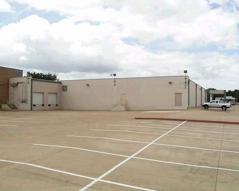 More Photos Of 6411 Camp Bowie Blvd, Fort Worth Freestanding For Lease