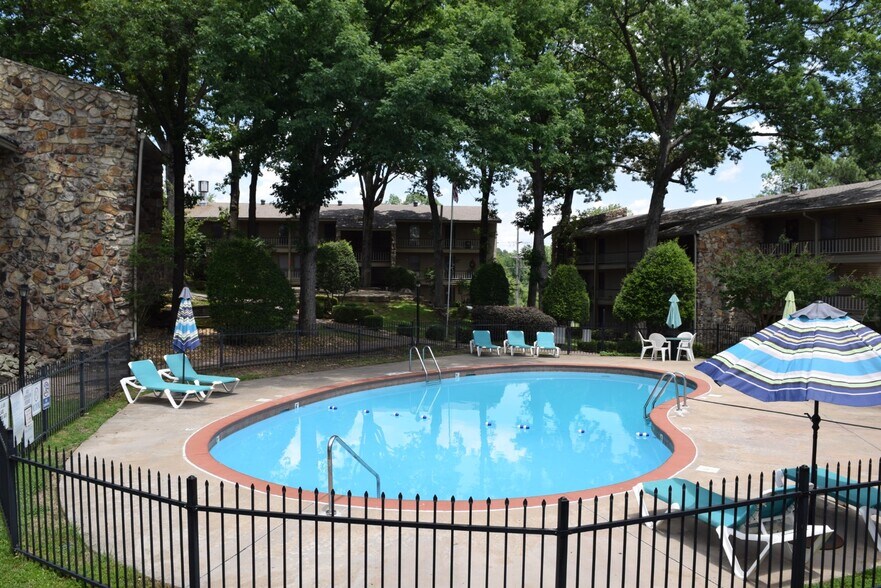 More Photos Of 1701 Skyline Dr, North Little Rock Multifamily For Sale