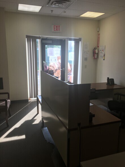 More Photos Of 151-163 Orange Ave, West Haven Storefront For Lease