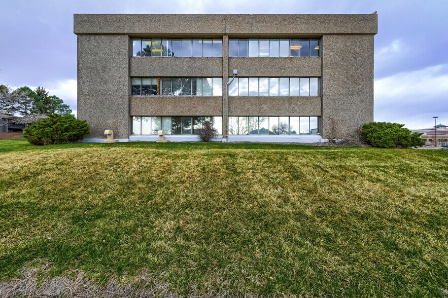 More Photos Of 7061 S University Blvd, Littleton Coworking Space