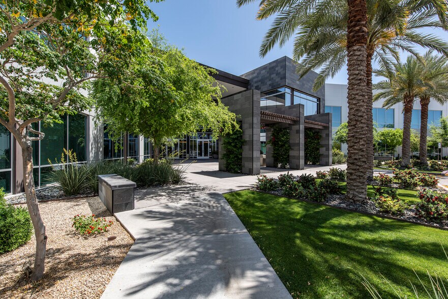 More Photos Of 350 N McClintock Dr, Chandler Office For Sale