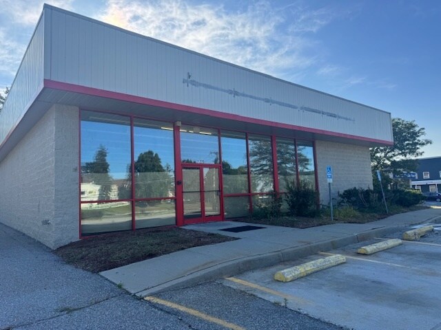 More Photos Of 1220 Shelburne Rd, South Burlington Freestanding For Sale