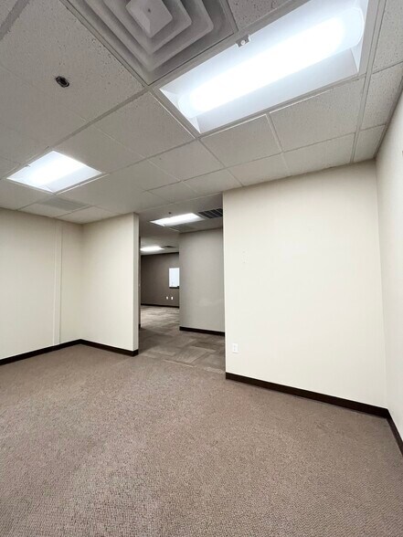 More Photos Of 13405 Folsom Blvd, Folsom Office For Lease