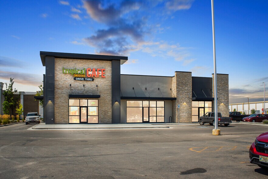 More Photos Of 1355 Caldwell Blvd, Nampa Restaurant For Sale