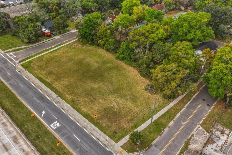 More Photos Of 0 10th Street, Jacksonville Land For Sale