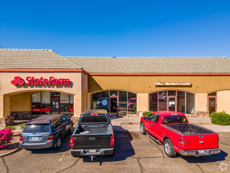 More Photos Of 3202 E Greenway Rd, Phoenix General Retail For Lease