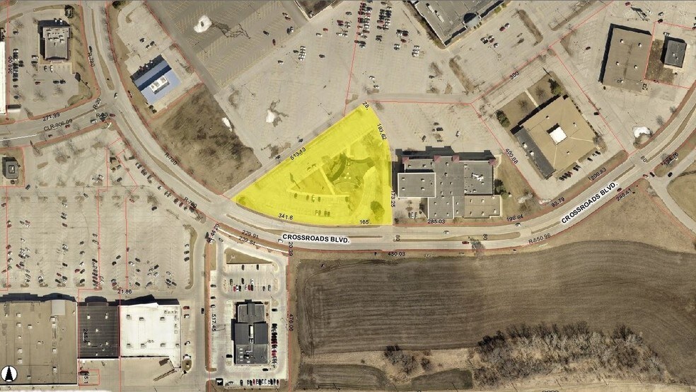 More Photos Of 2532 Crossroads Blvd, Waterloo General Retail For Sale