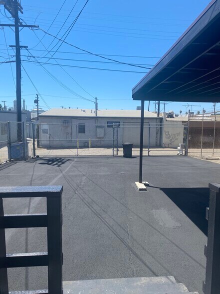 More Photos Of 121 Penn St, El Segundo Flex For Sale