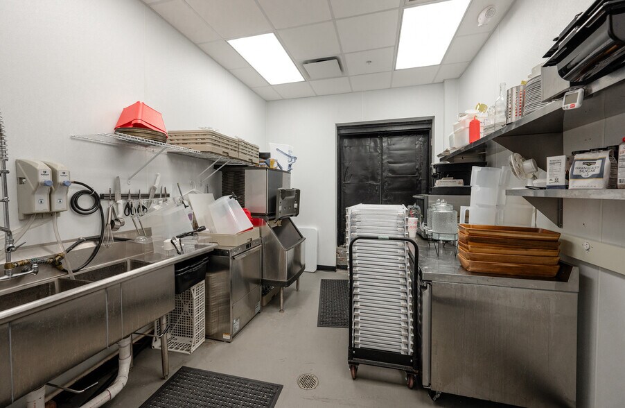 More Photos Of 129 Williamsboro St, Oxford Lodge Meeting Hall For Lease