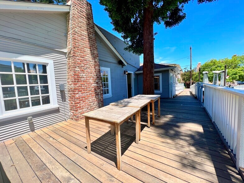 More Photos Of 145 1st St, Los Altos Restaurant For Lease