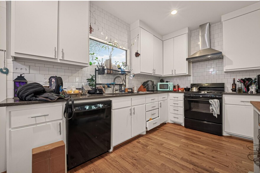 More Photos Of 1619 Dumble St, Houston Specialty For Sale