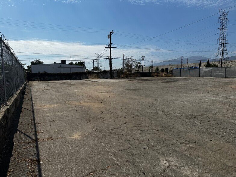 More Photos Of 5141 Calmview Ave, Baldwin Park Land For Lease