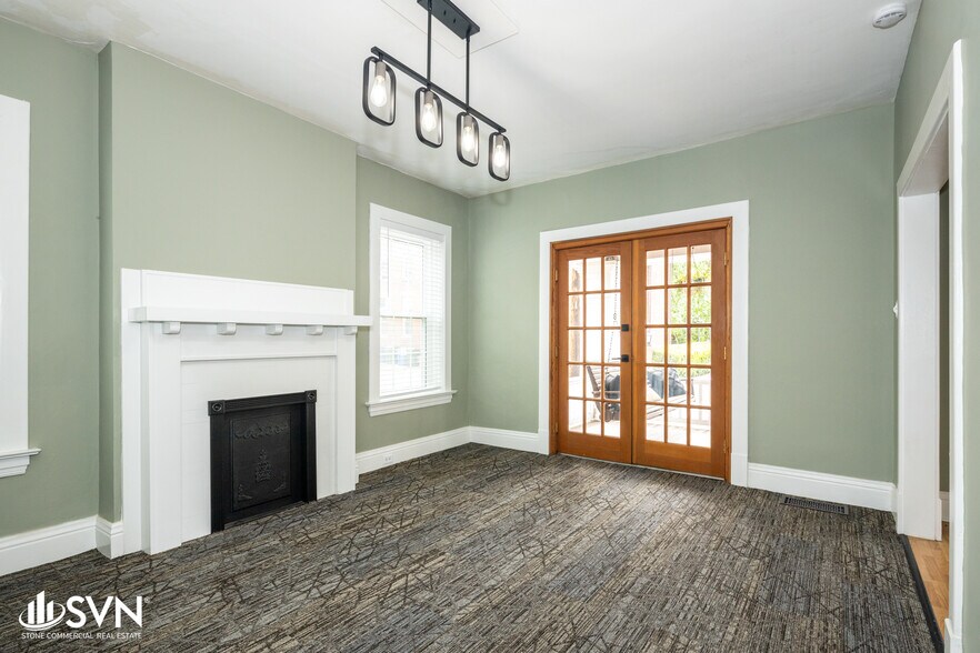 More Photos Of 115 W 2nd St, Lexington Office For Lease