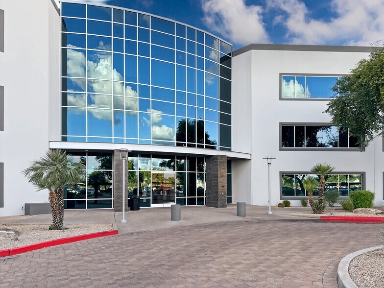 More Photos Of 2550 W Union Hills Dr, Phoenix Coworking Space