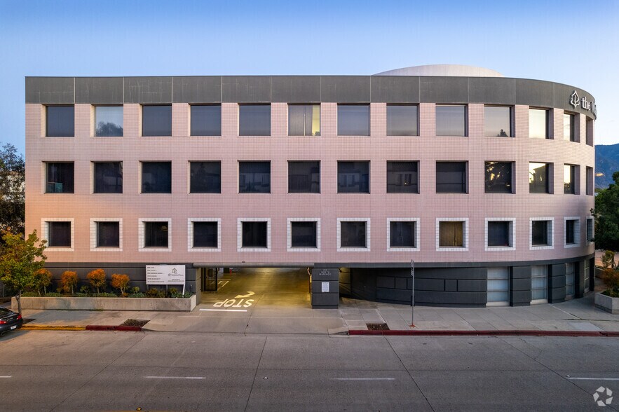 More Photos Of 215 N Marengo Ave, Pasadena Office For Sale