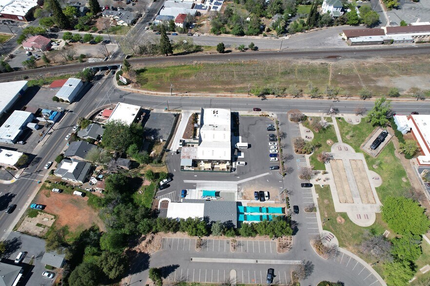 More Photos Of 2075 Baldwin Ave, Oroville Flex For Lease