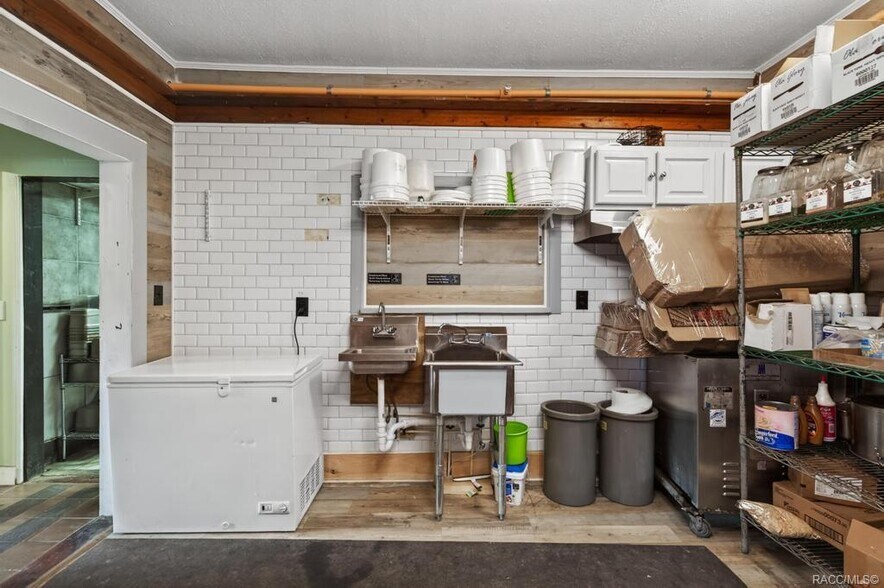 More Photos Of 125 N Main St, Hastings Restaurant For Sale