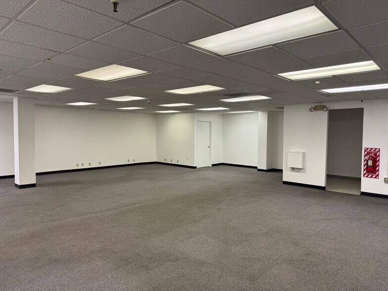 More Photos Of 1750 Commerce Way, Paso Robles Industrial For Sale