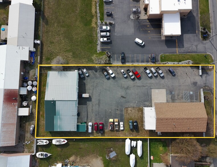More Photos Of 108 E Hanley Ave, Coeur d'Alene General Retail For Sale