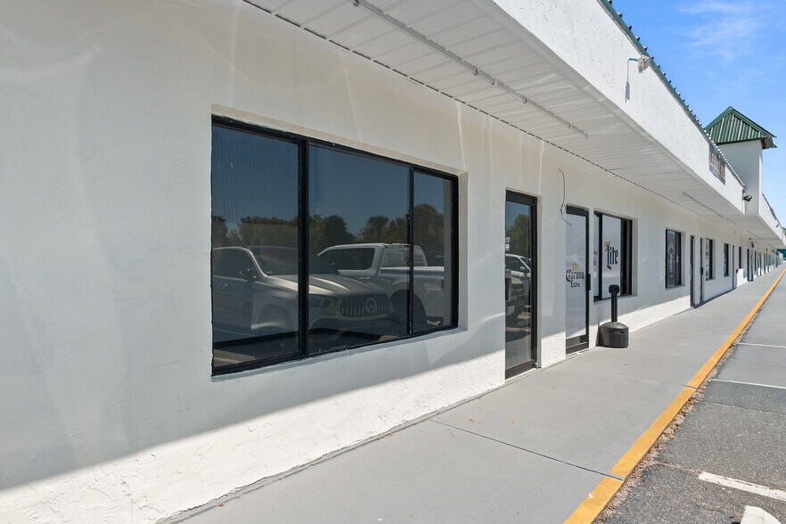 More Photos Of 2120 S Ridgewood Ave, Edgewater Unknown For Lease